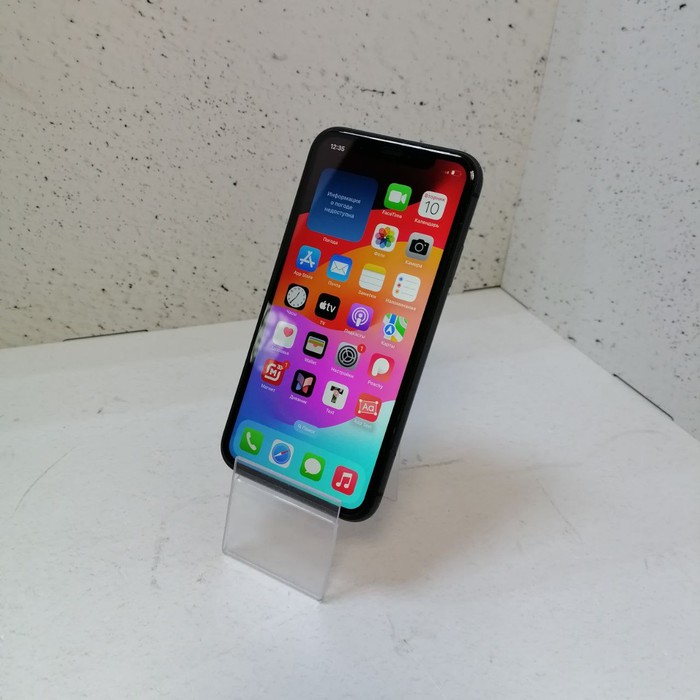 Смартфон Apple iPhone 11 4/64 Черный