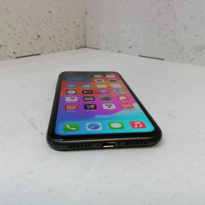 Смартфон Apple iPhone 11 4/64 Черный