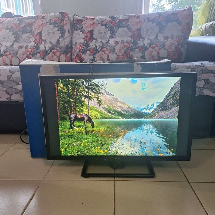 Телевизор Dexp 28A3000 28"