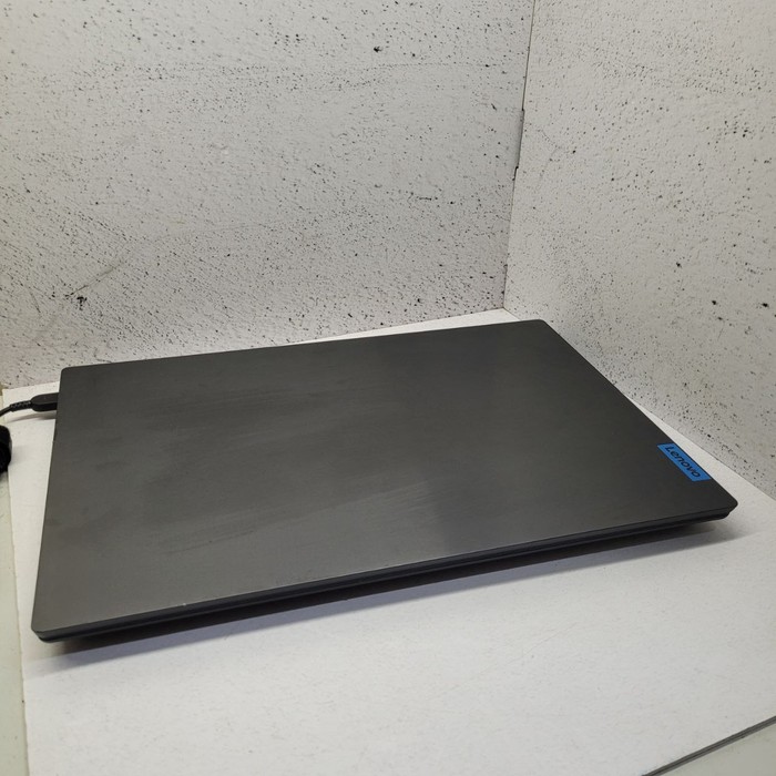 Ноутбук Lenovo 81LL
