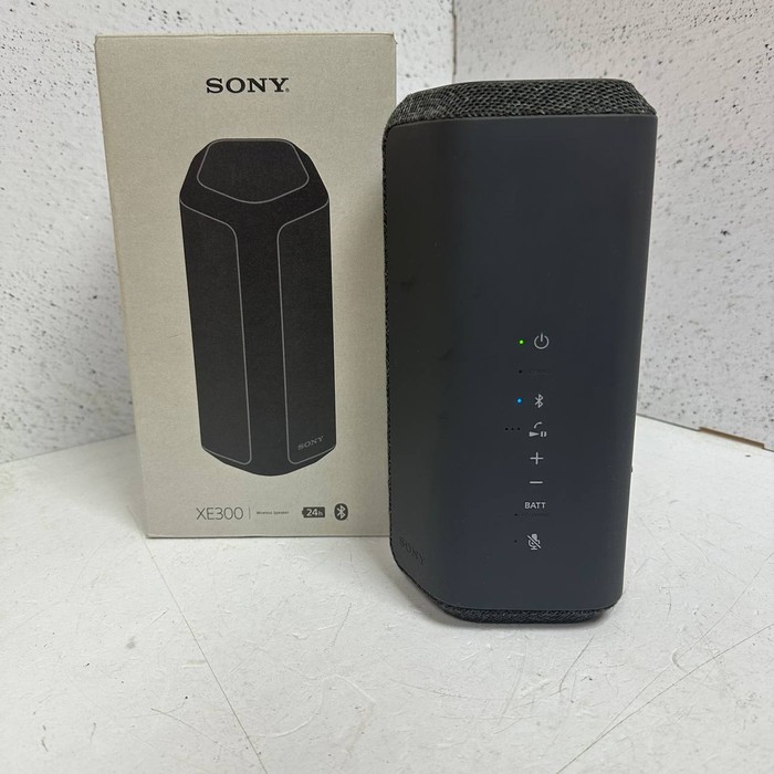 Портативная колонка Sony SRS-XE300