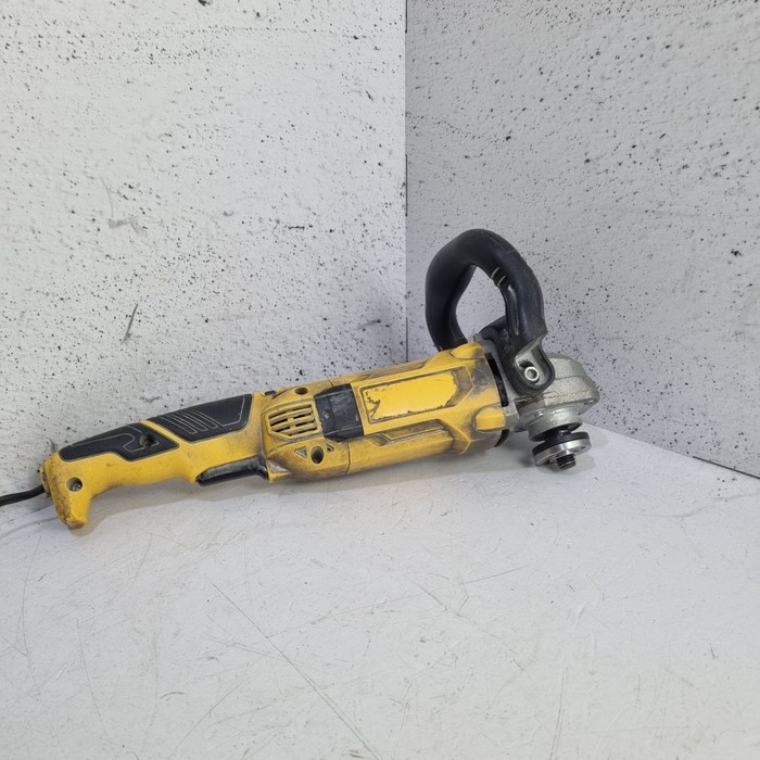 Шлифмашина DeWalt 950 Вт
