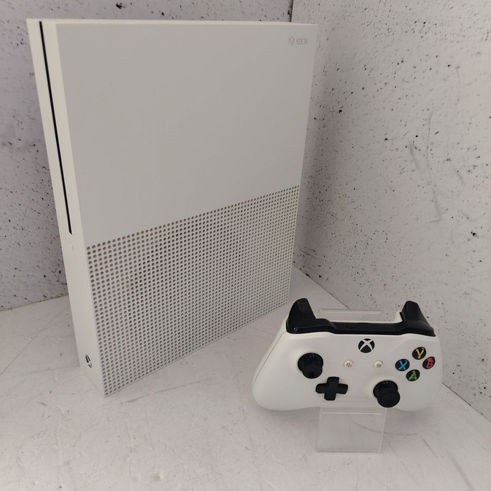 Игровая приставка Microsoft Xbox One 500 ГБ  Minecraft Edition