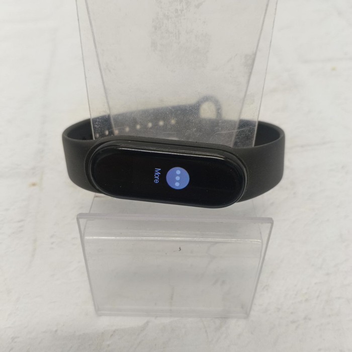 Наручные часы Xiaomi Mi Band 7
