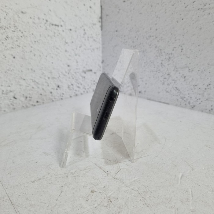 Кнопочный телефон Fly s240