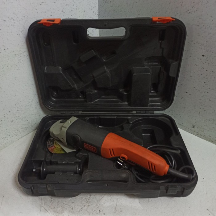Болгарка Black&Decker KG1202
