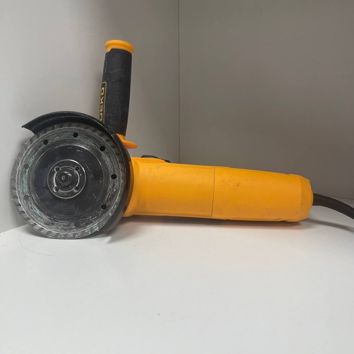 Болгарка Deko DKAG1250