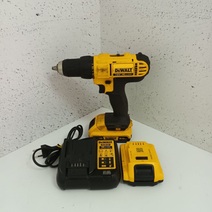 Шуруповерт DeWalt DCD771 KS
