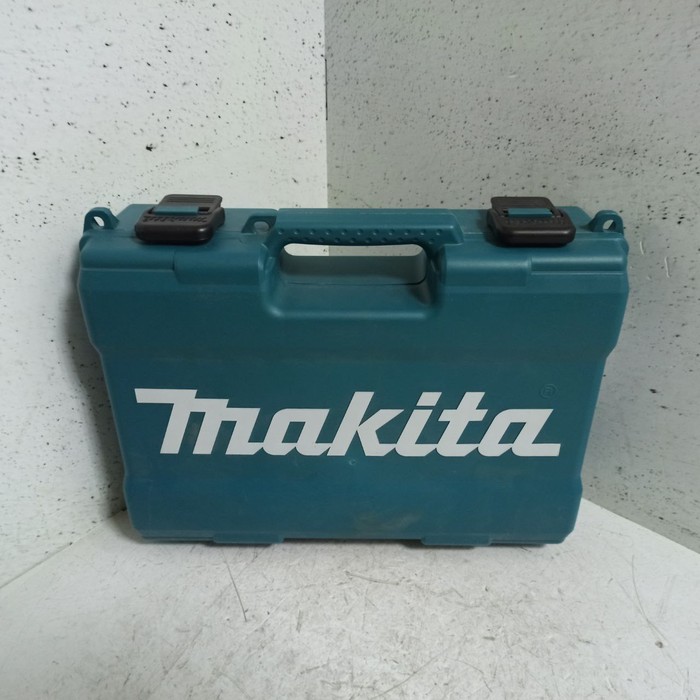 Шуруповерт Makita DF333D