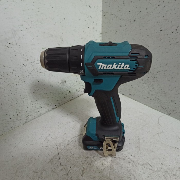 Шуруповерт Makita DF333D