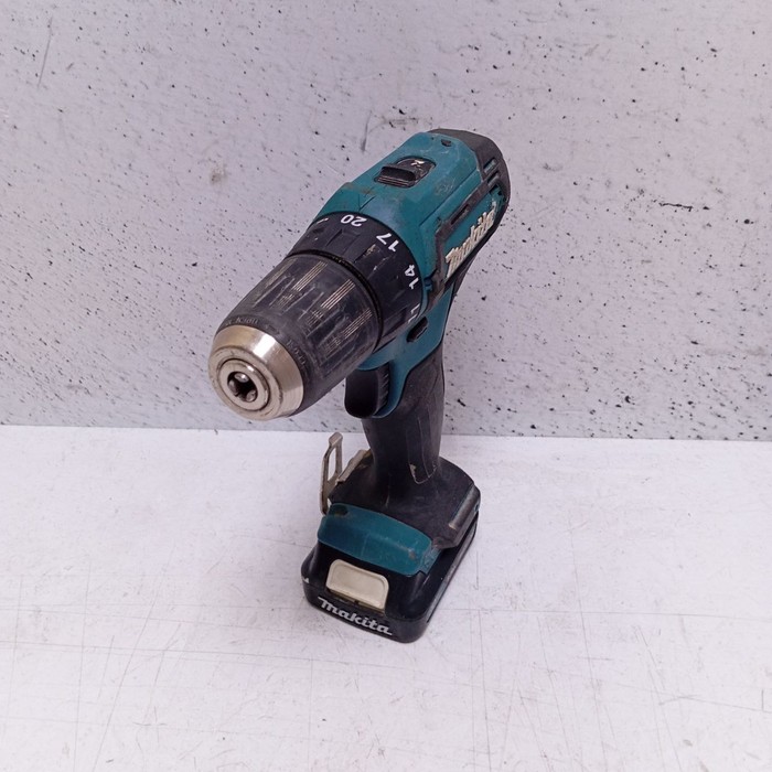 Шуруповерт Makita DF333D