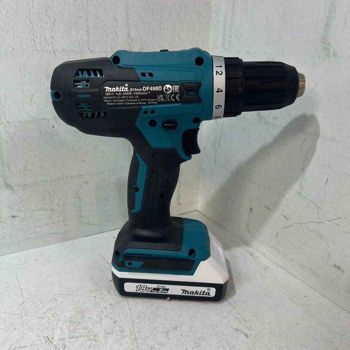 Шуруповерт Makita DF488D