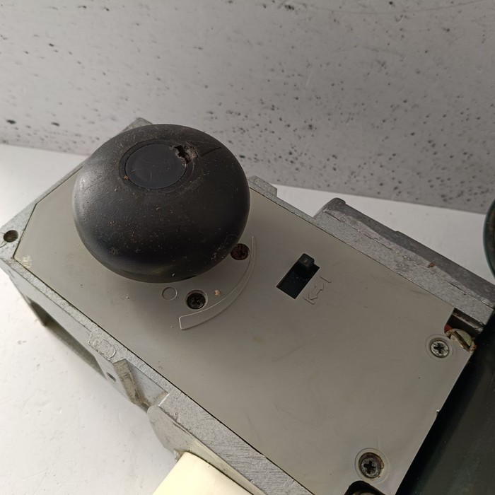 Электрорубанок REBIR IE-5708C