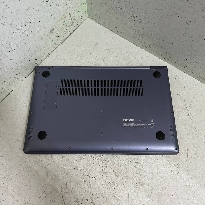 Ноутбук DEXP atlas m15-i3w302