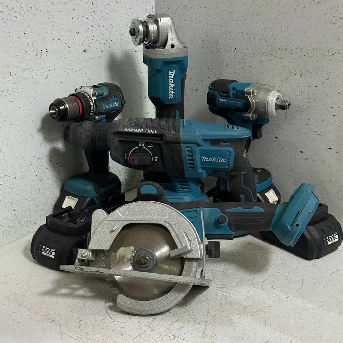 Набор инструментов (большой) Makita 5в1