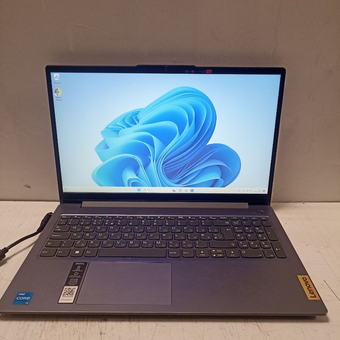 Ноутбук Lenovo Ideapad Slim 3 15IRU8