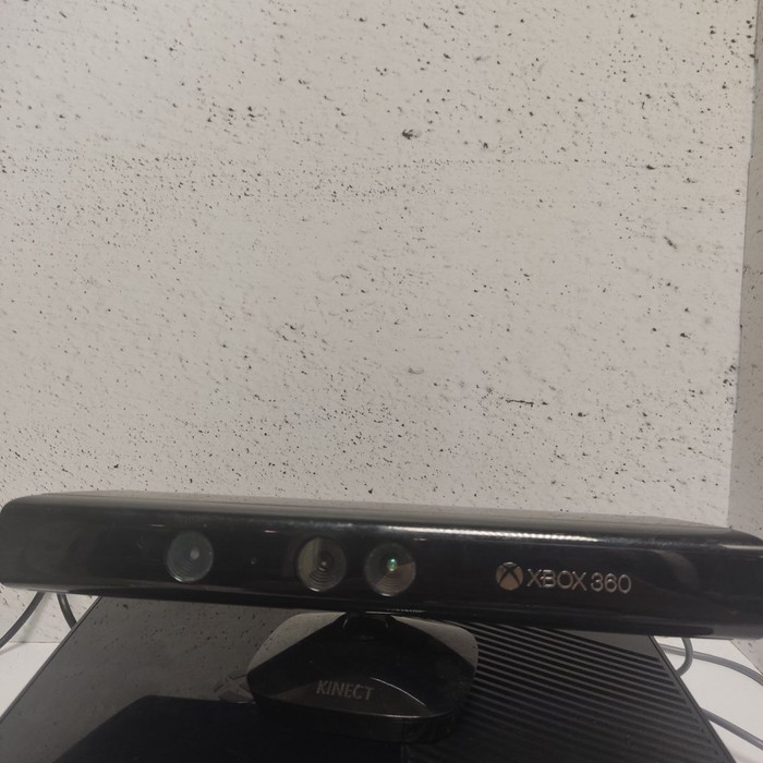 Игровая приставка Microsoft Xbox 360 E 500 ГБ