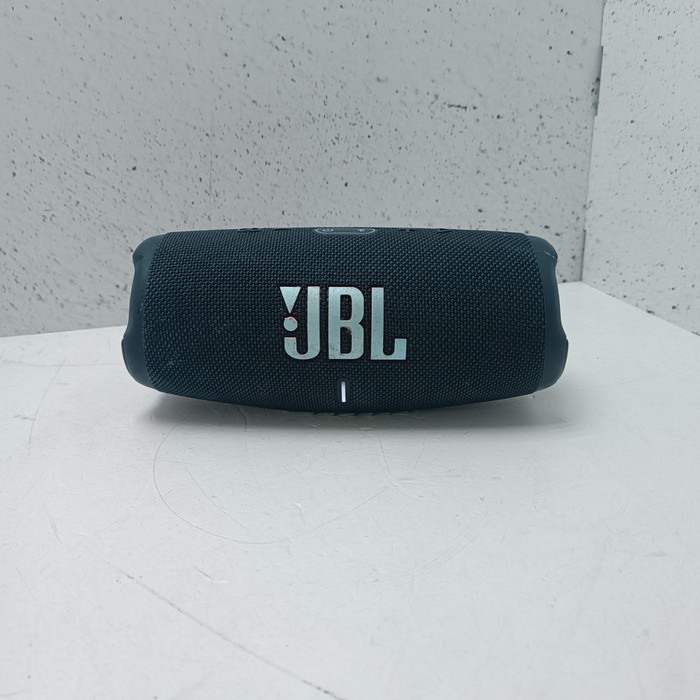 Портативная колонка JBL Charge 5