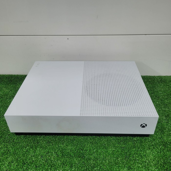 Игровая приставка Microsoft Xbox One S