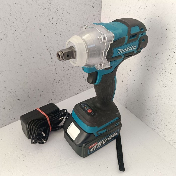 Гайковерт Makita DF331D