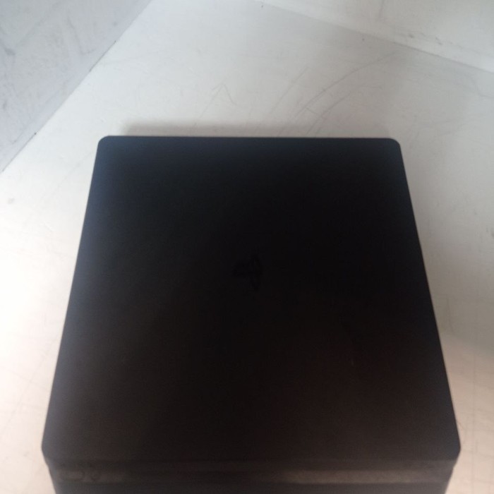 Игровая приставка Sony PS4 Slim 1TB