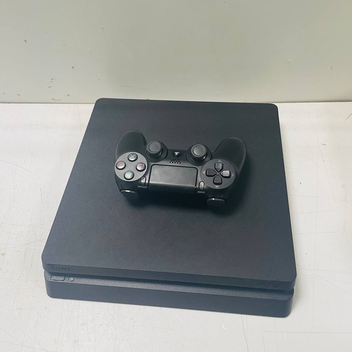 Игровая приставка Sony PlayStation 4 Slim 500 ГБ