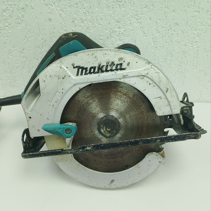 Циркулярная пила Makita HS7000