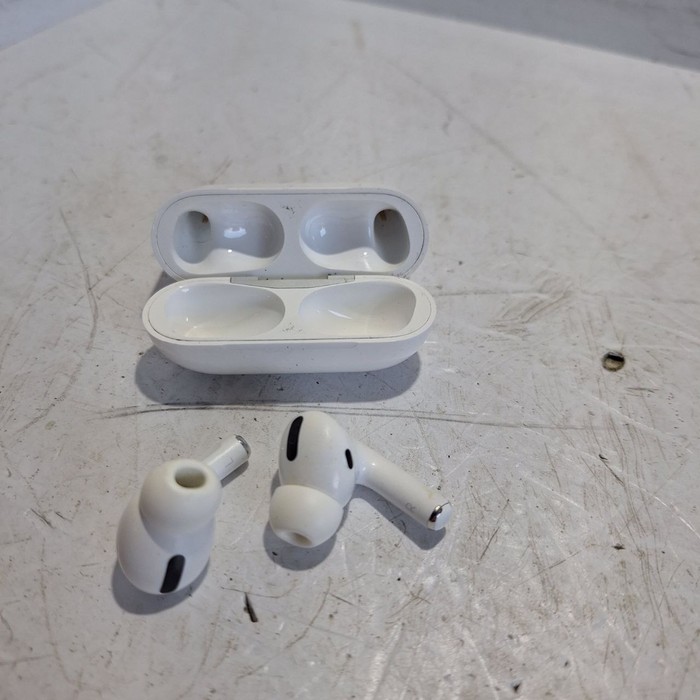 Беспроводные наушники Apple AirPods Pro