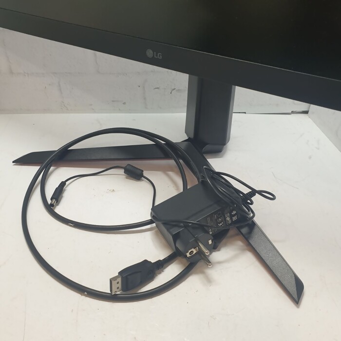 Монитор LG UltraGear 32GN650-B, 2560