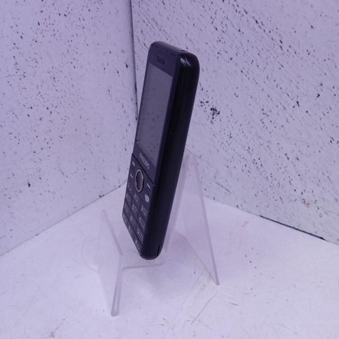 Кнопочный телефон Philips Xenium E172