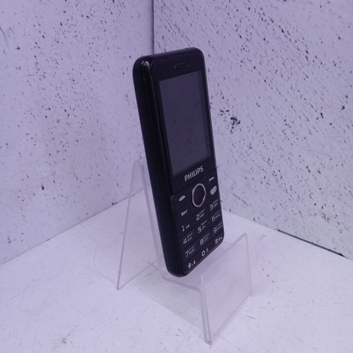 Кнопочный телефон Philips Xenium E172