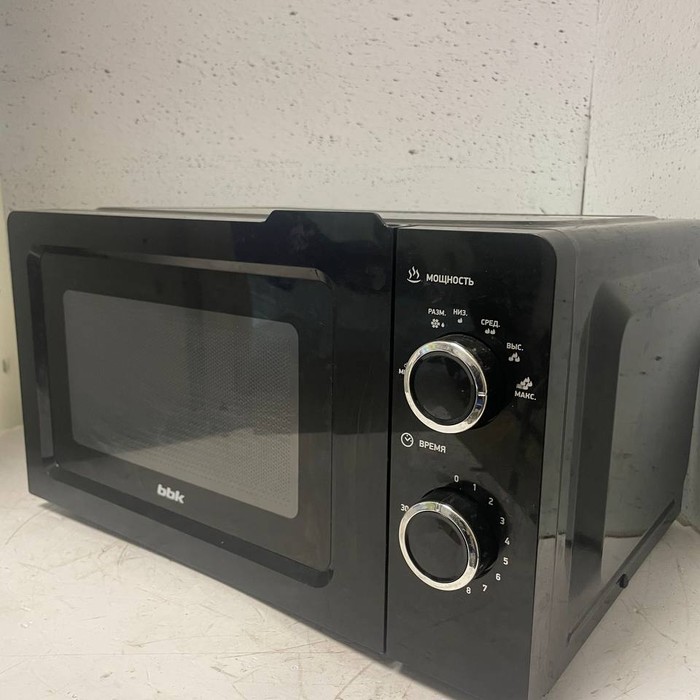 Микроволновая печь BBK 17MWS-760M