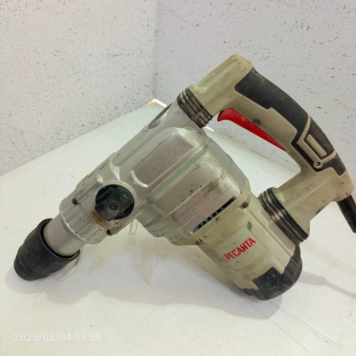 Перфоратор Ресанта П-40-1600КМ