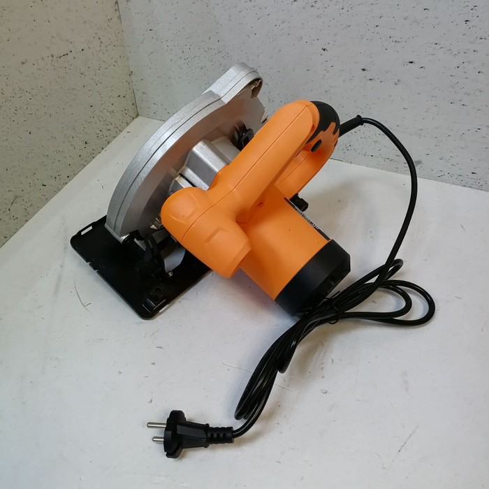 Дисковая пила Вихрь ДП-160/1200