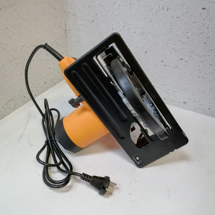 Дисковая пила Вихрь ДП-160/1200