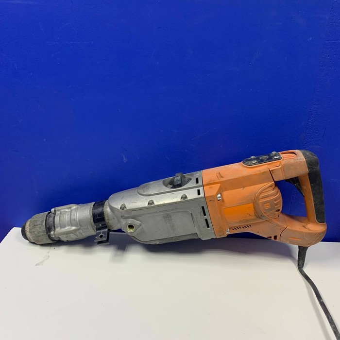 Перфоратор AEG PM 10 E