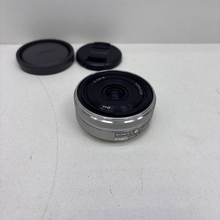 Объектив Sony 16mm f/2.8 E