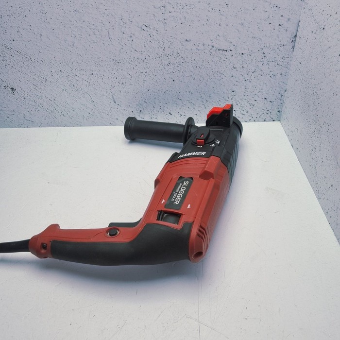 Перфоратор Hammer Slogger RH8630