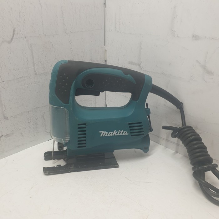 Лобзик Makita 4326