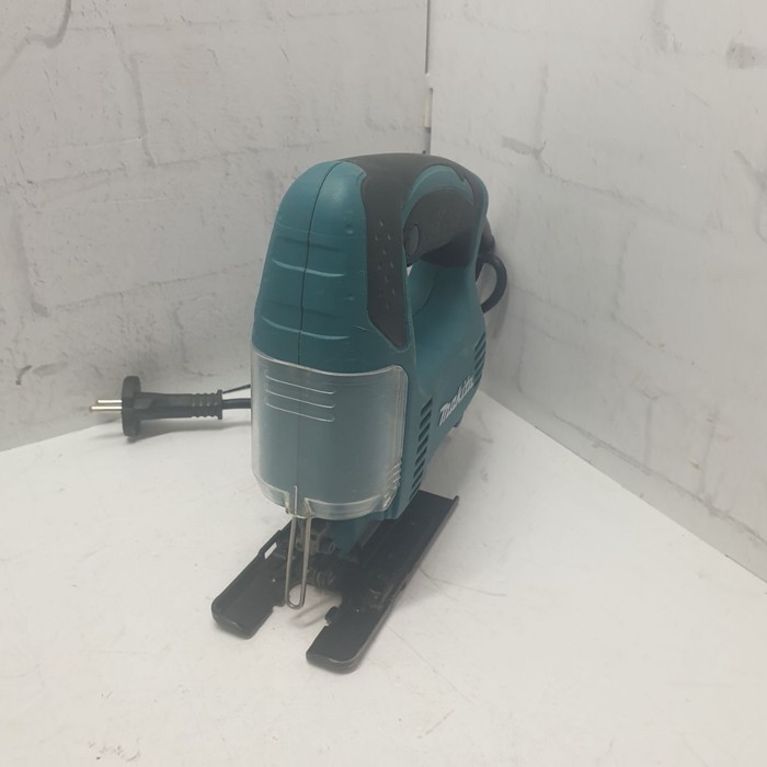 Лобзик Makita 4326