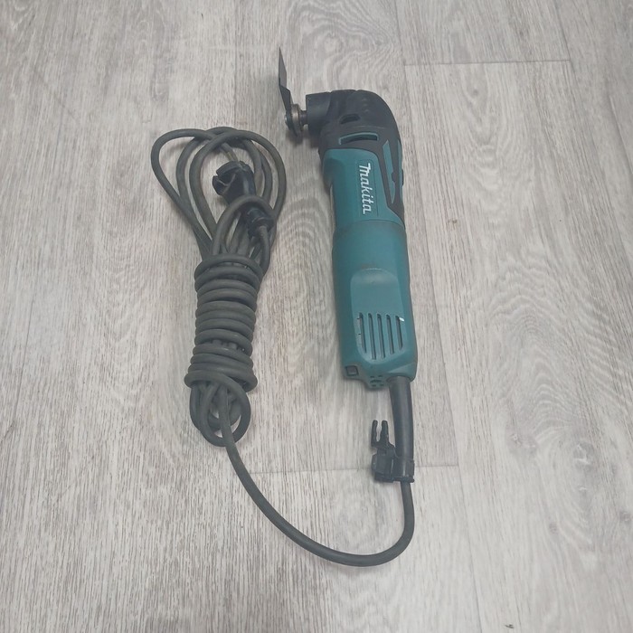 Реноватор Makita TM3000C