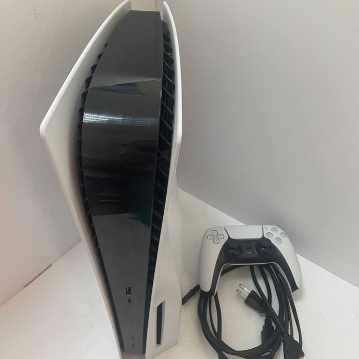 Игровая приставка Sony PlayStation 5 FAT 825 Гб