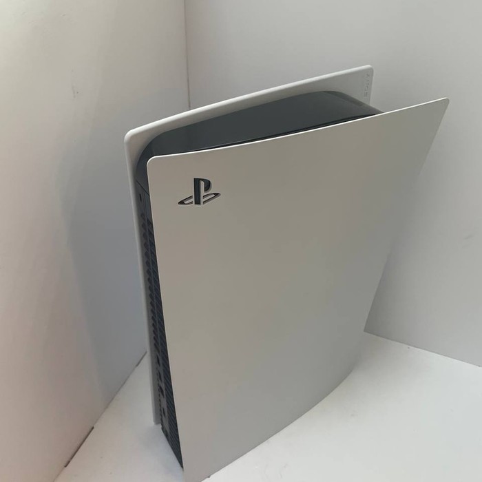 Игровая приставка Sony PlayStation 5 FAT 825 Гб