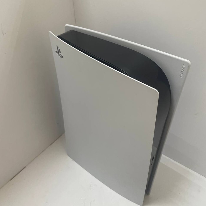 Игровая приставка Sony PlayStation 5 FAT 825 Гб