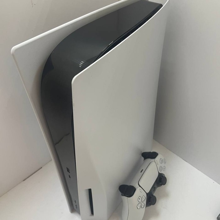 Игровая приставка Sony PlayStation 5 FAT 825 Гб