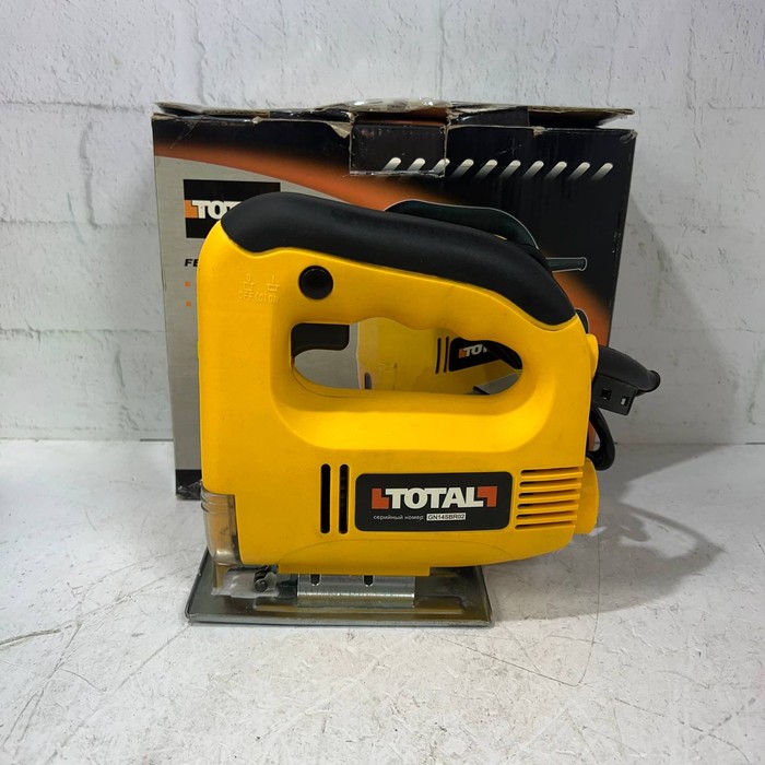 Лобзик Total JS027