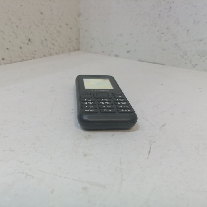 Кнопочный телефон Alcatel 1066D
