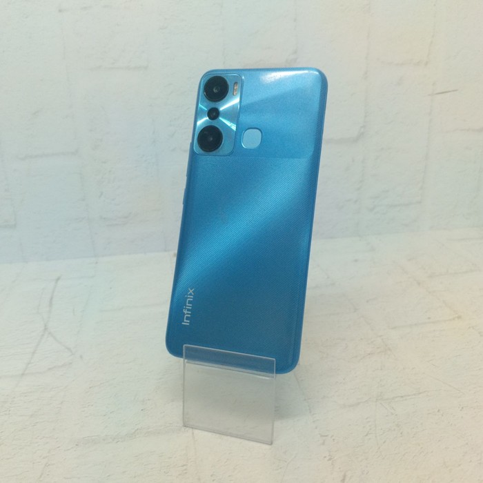 Смартфон Infinix HOT 20 4/64 Синий