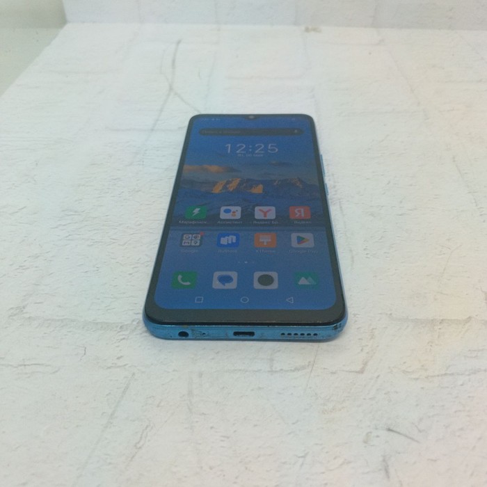 Смартфон Infinix HOT 20 4/64 Синий