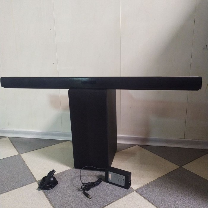 Саундбар LG SPH4B-W